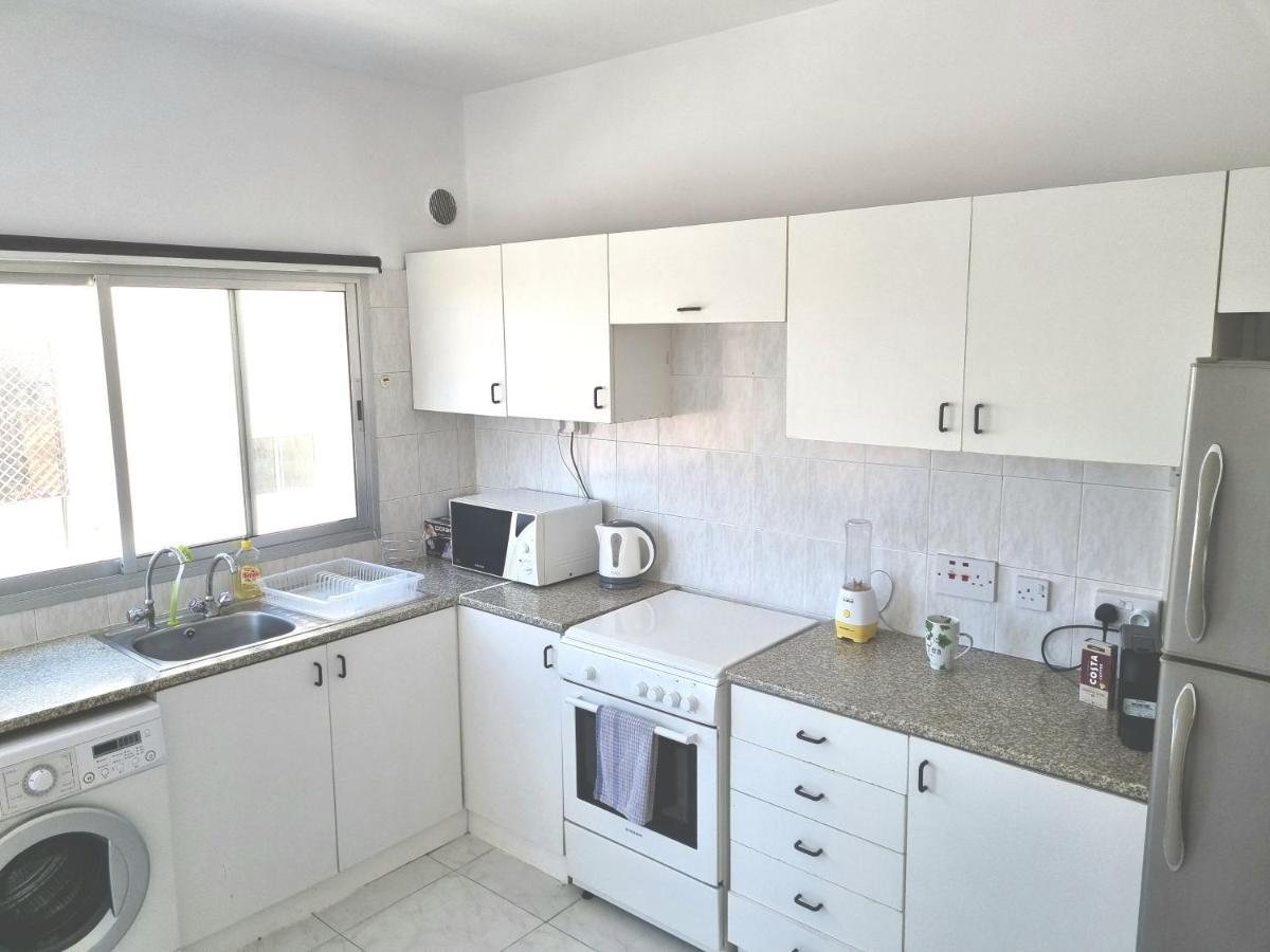 Ikaros Boutique Apartment Limassol Bagian luar foto
