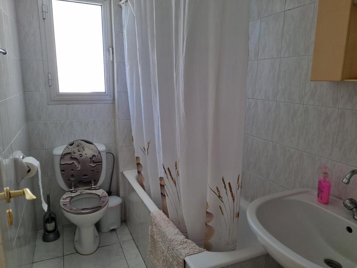 Ikaros Boutique Apartment Limassol Bagian luar foto